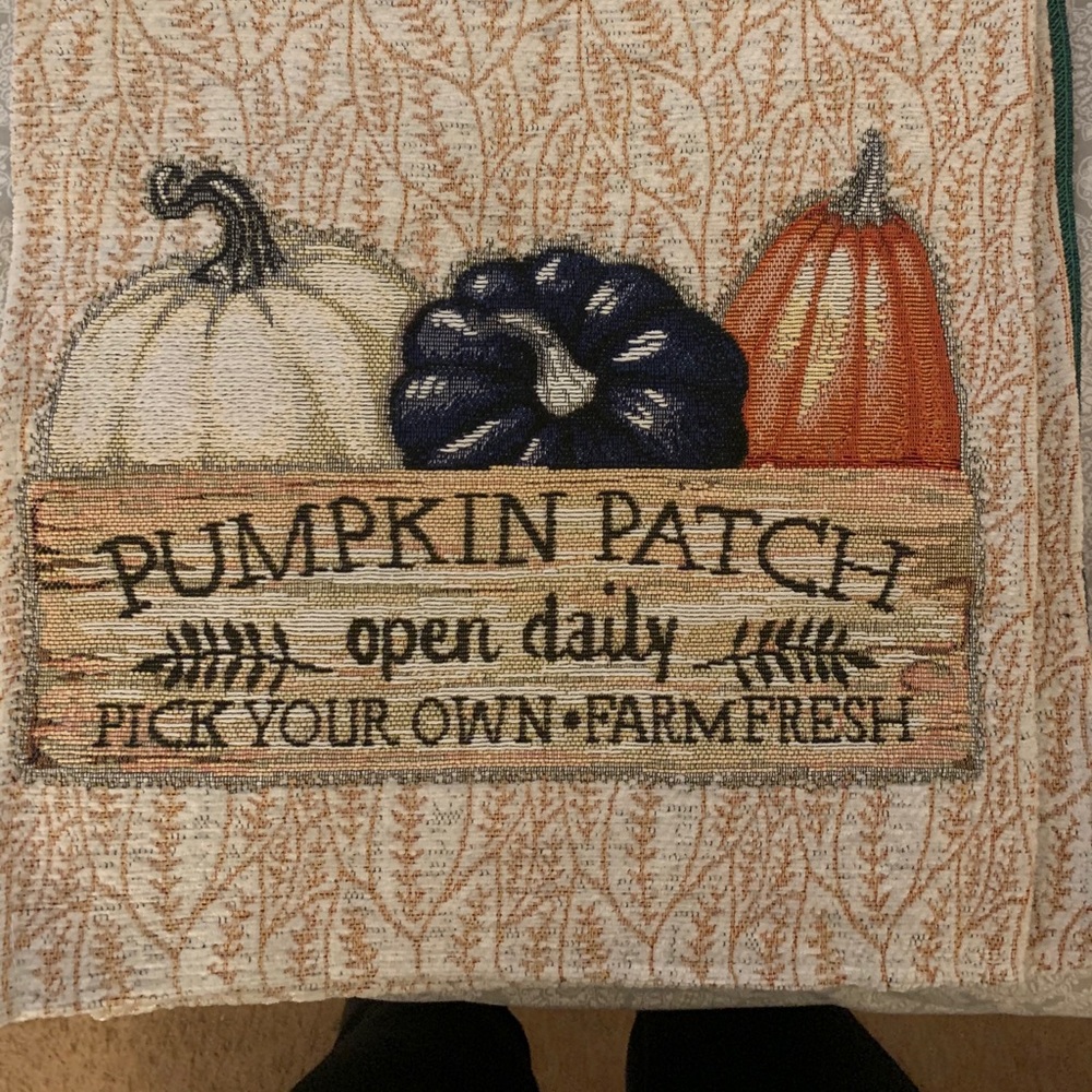 Thanksgiving table runner